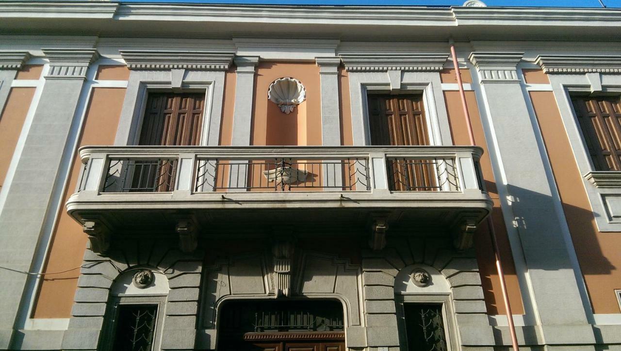 Отель Palazzo Don Ruggiero San Ferdinando di Puglia Экстерьер фото